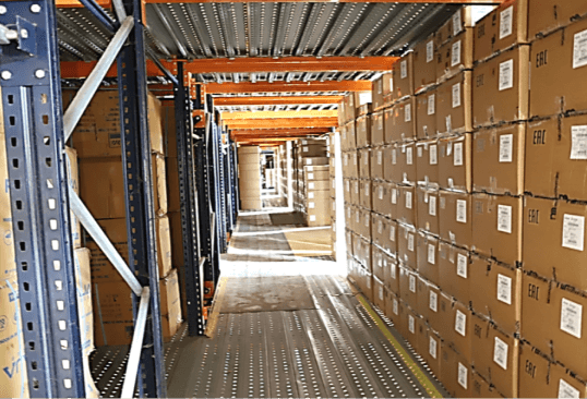 Center Warehouse